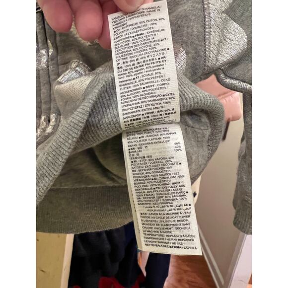 Gap Baby Disney Hoodie – Silver Mickey Mouse Print – Size 12-18 Months - Picture 6 of 9